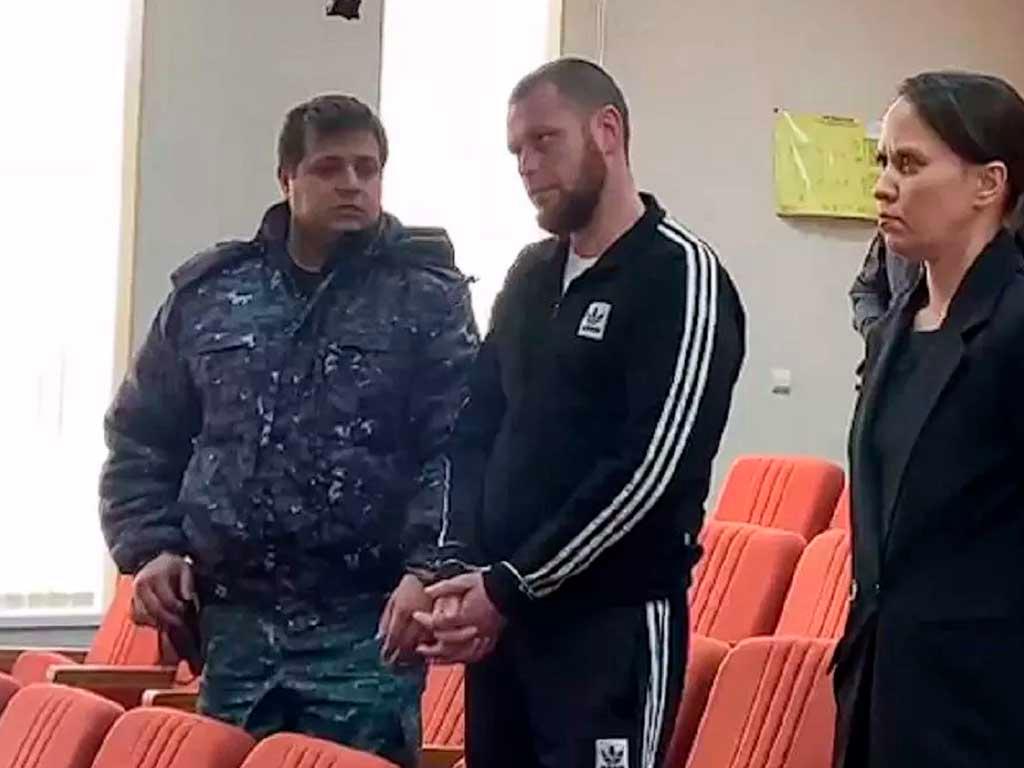 Мужчина из Самарской области получил 14,5 лет за попытку задавить соседей в Сочи
