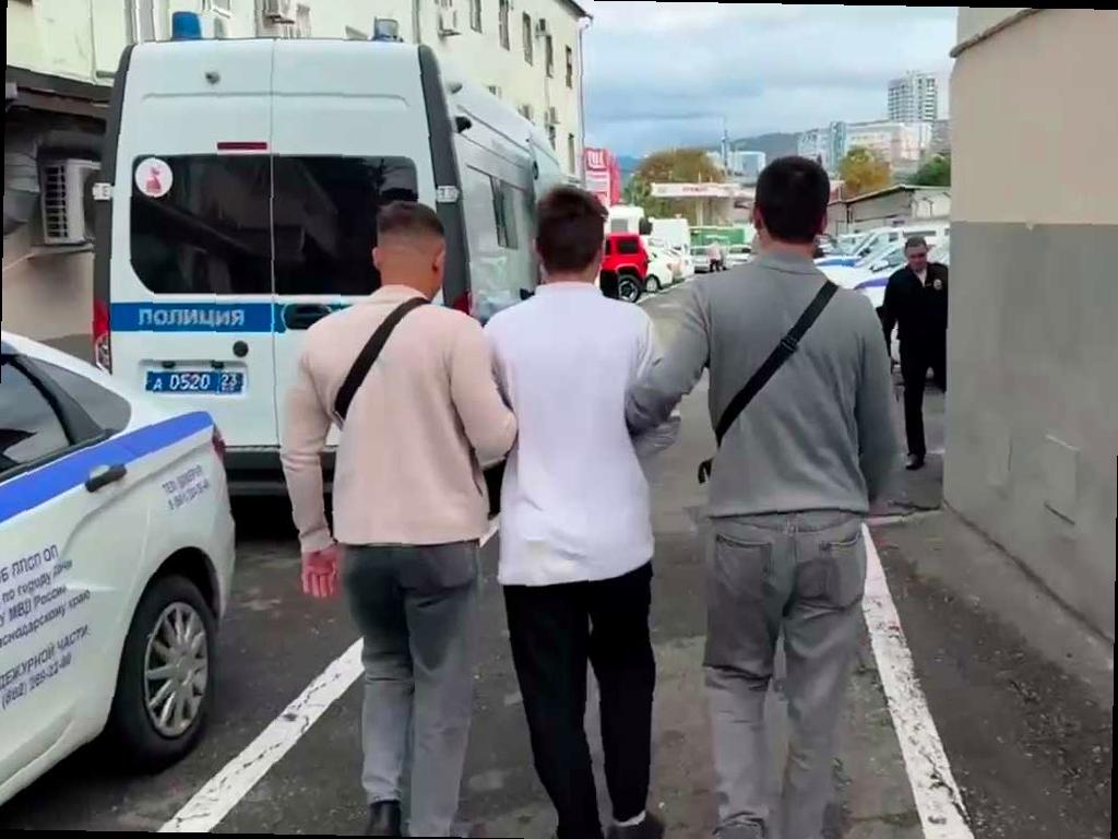 В Сочи при задержании был изъят нож