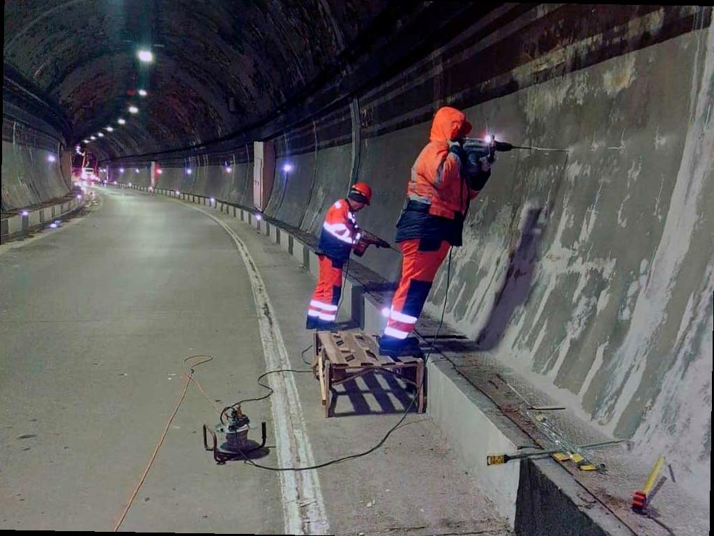В Сочи начали ремонт тоннеля на Дублёре Курортного проспекта