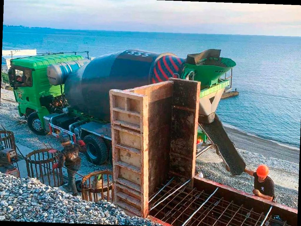 Капремонт на оползневом участке федеральной трассы в Сочи будет завершен к концу года
