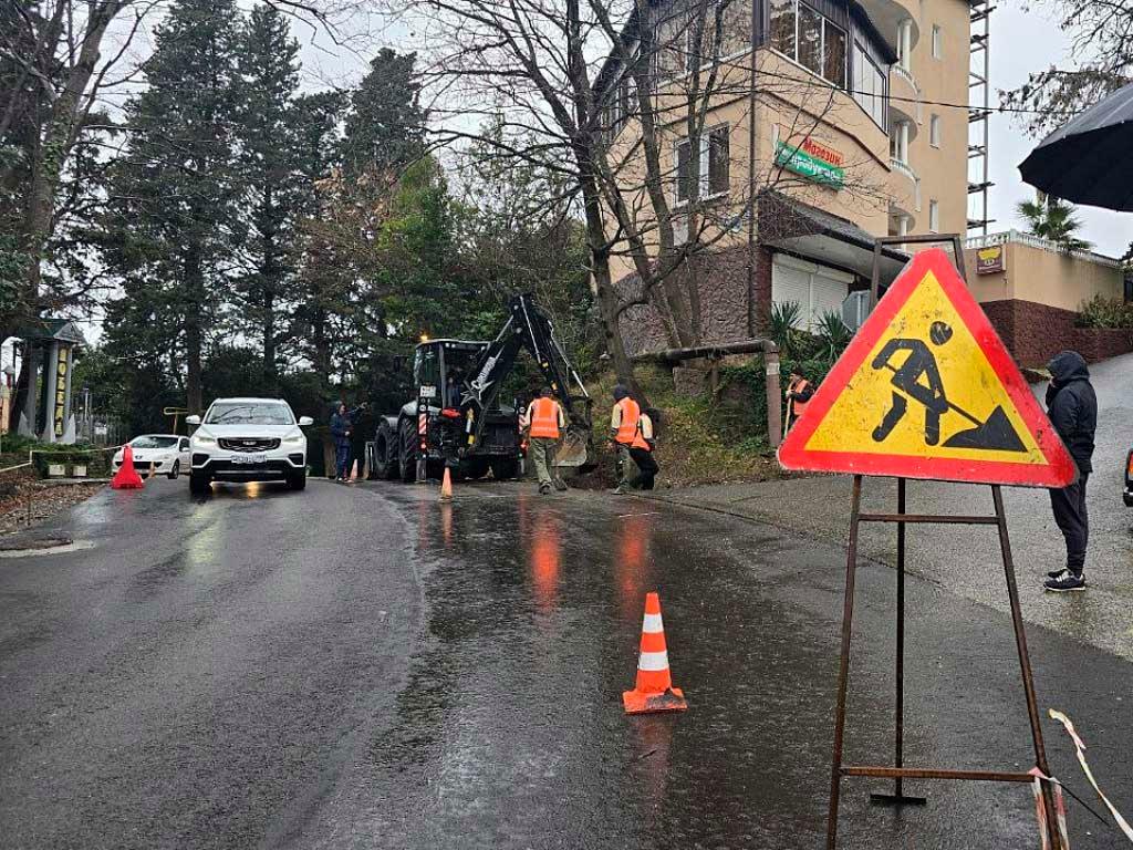 Ремонт Новороссийского шоссе в Сочи подходит к завершению к концу июня