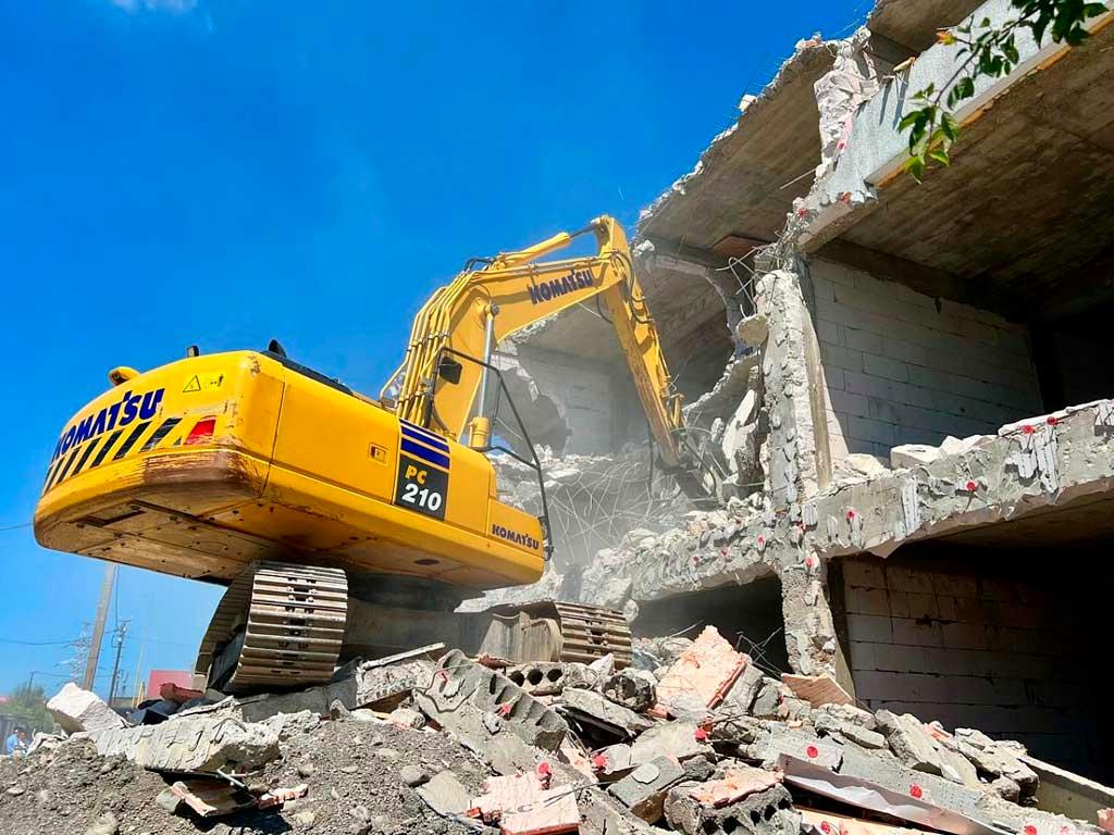 В Сочи сносят самострои: 130 за год, 8 на очереди