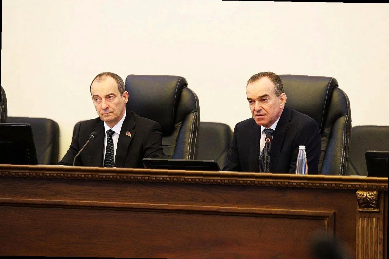 «Виктор Тепляков участвовал в заседании краевой Думы»