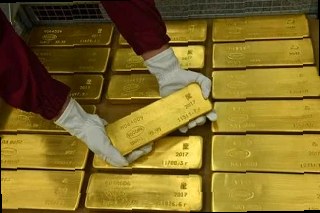 В России ограничат вывоз наличных и золота: новые правила вступят в си