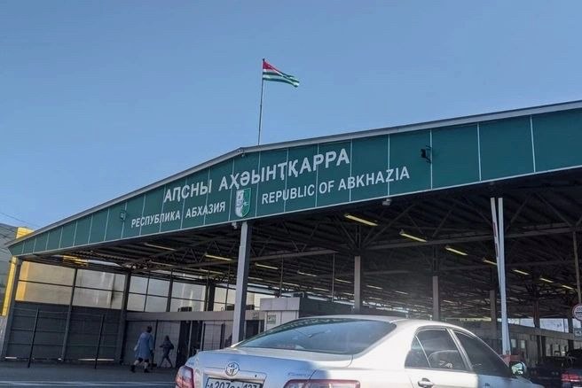 Роспотребнадзор проверил пробу морской воды в Сочи